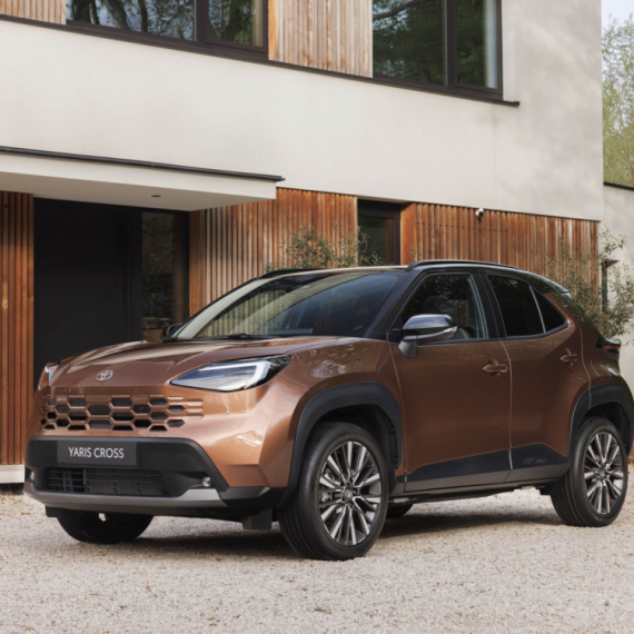 Nova Toyota Yaris Cross – provereni model dobio osveženje FOTO