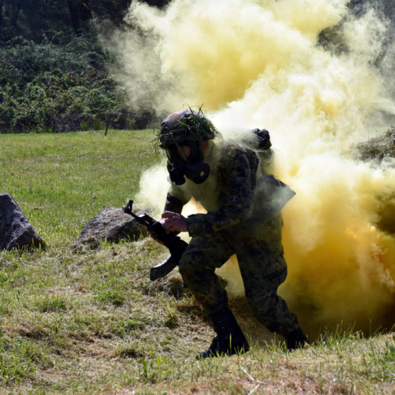 Završen prvi ciklus obuke U leskovcu: Najmlađa generacija voojske prošla prvi test FOTO