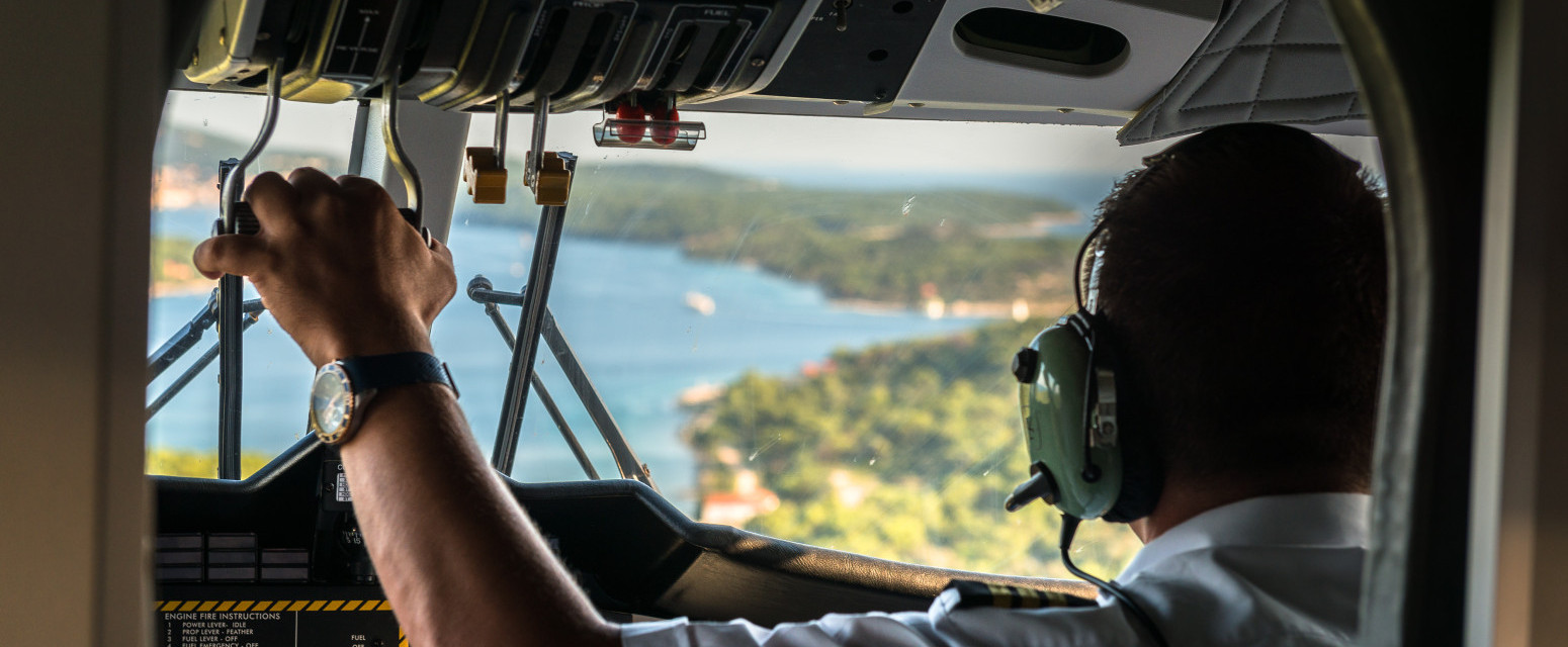 Skandal u vazduhu: Mjaukanje i lajanje šokiralo kontrolu letenja VIDEO