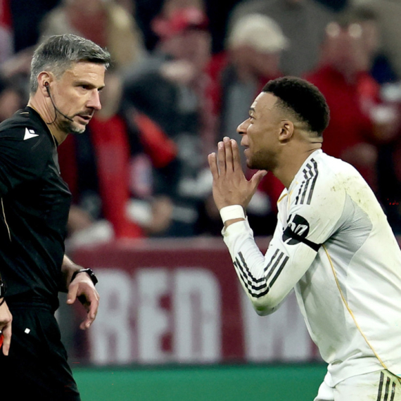 Mbape: "Moramo da se pogledamo u ogledalo"