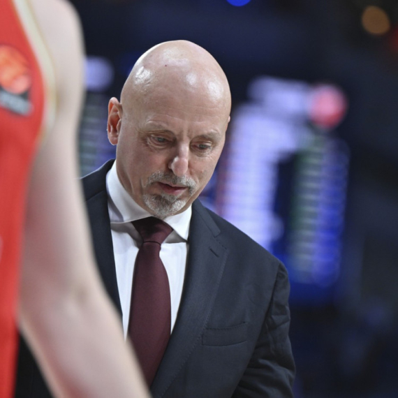 Navijači su rekli svoje – Obradović glavni krivac za poraz Zvezde