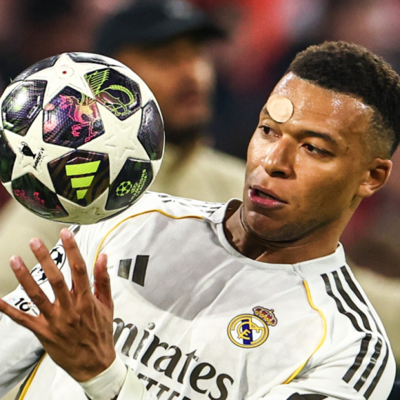 Godine prolaze, a "ušatog" nema