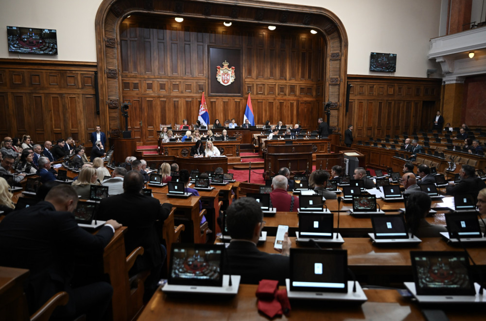 Poslanici nastavili objedinjenu raspravu; Jovanov: "Nema te histerije koja će moći da menja volju naroda"