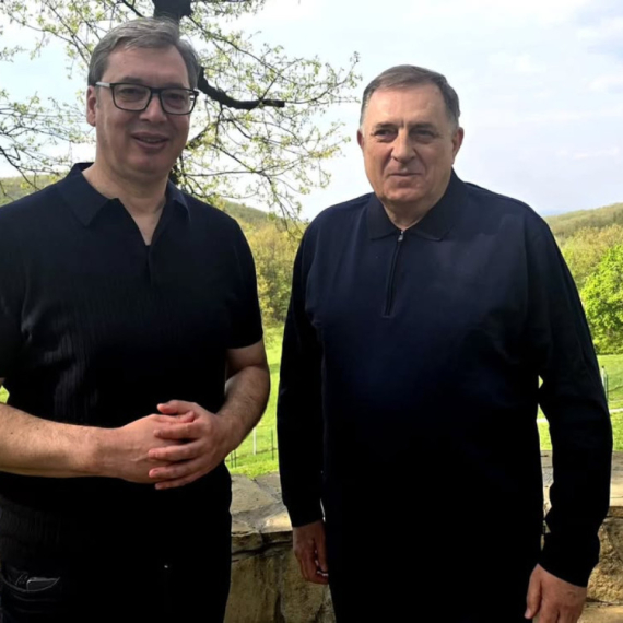 Vučić sa Dodikom: U nedelju ćemo zajedno pristvovati obeležavnju proboja Jasenovačkog logora u Donjoj Gradini