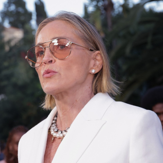 Jednom "femme fatale", uvek "femme fatale": Ovoj ženi retko ko može da odoli FOTO