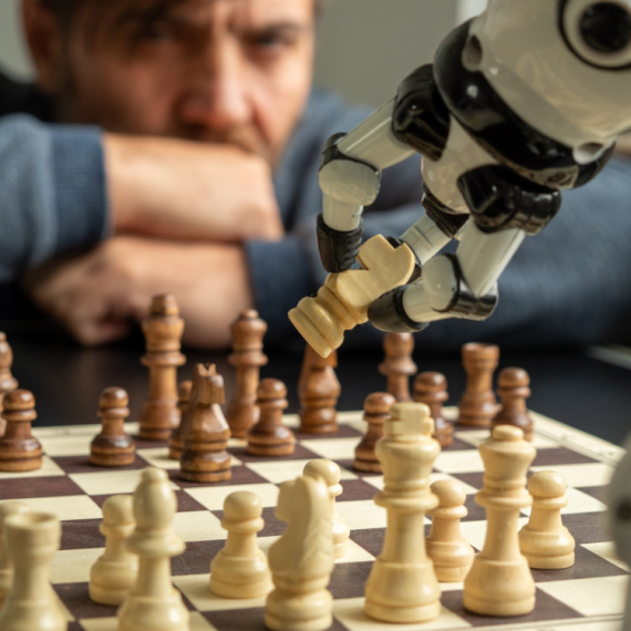 Ako nemate društvo za šah, ne brinite: Sada će vam robot biti suparnik