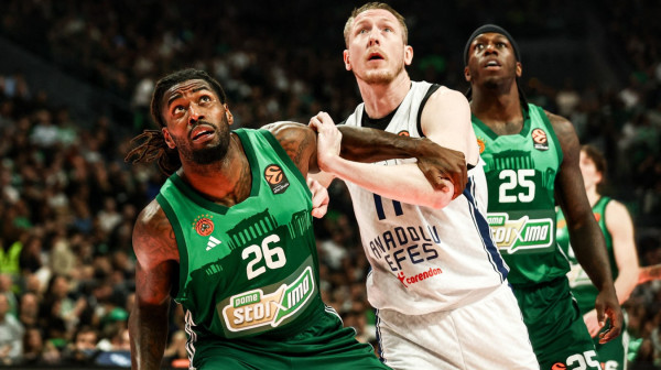 Pao poslao snažnu poruku Monaku pred plej-in