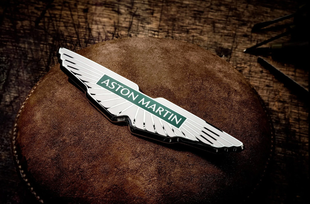 Apsurdni spor oko logotipa: Aston Martin tuži kompaniju koja jedan od njihovih vlasnika?!