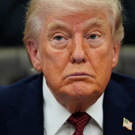 Tramp toksičan i za saveznike, gubi saradnike