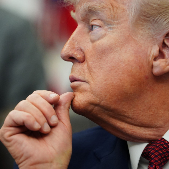 Tramp završio sastanak