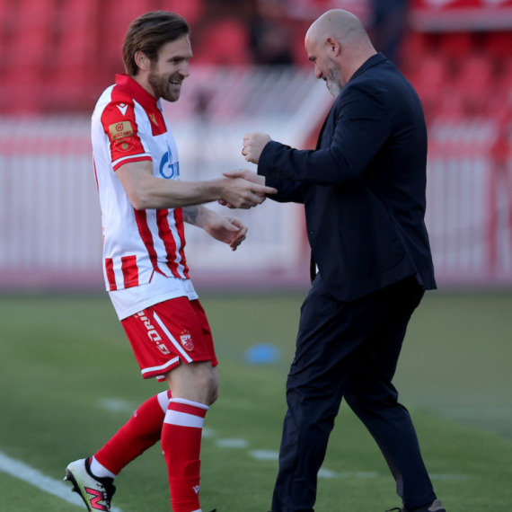 Voša sa desetoricom – Zvezda vodi 2:0