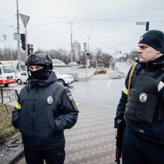 Pucnjava u Kijevu: Muškarac pucao na ulici, pa uzeo taoce; Policija ga likvidirala FOTO/VIDEO