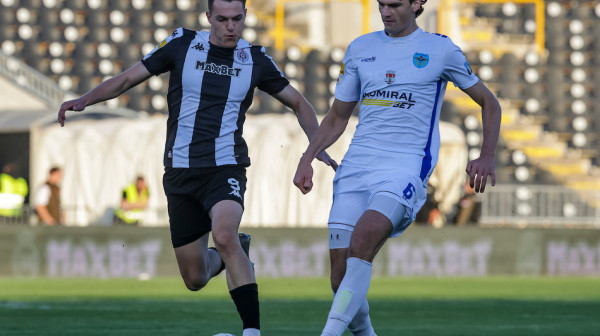 Partizan se grčevito brani – Železničar bliži vođstvu