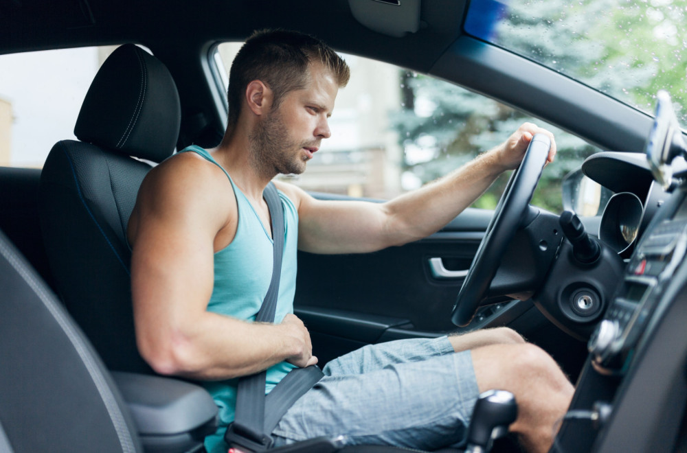 Kinezi patentirali WC u automobilu: Izvlači se po potrebi i nestaje posle upotrebe FOTO