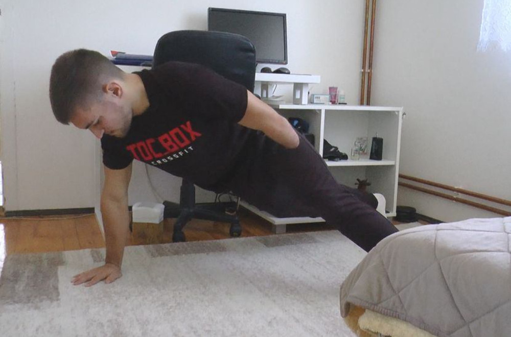 Fenomen iz Srbije: Momak bez leve šake postavio novi Ginisov rekord u sklekovima