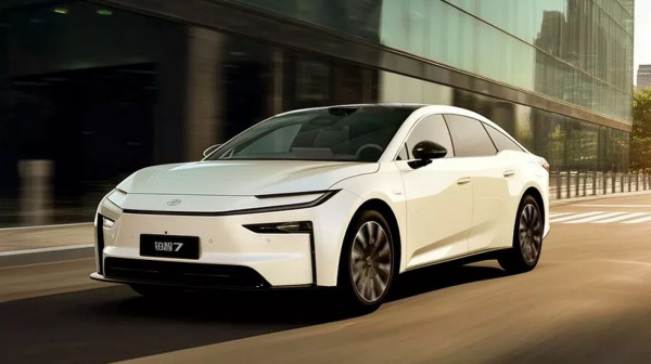 Toyota primila 3.100 narudžbina za sat vremena: Cena novog EV modela objašnjava sve FOTO