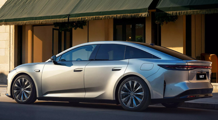 Toyota primila 3.100 narudžbina za sat vremena: Cena novog EV modela objašnjava sve FOTO