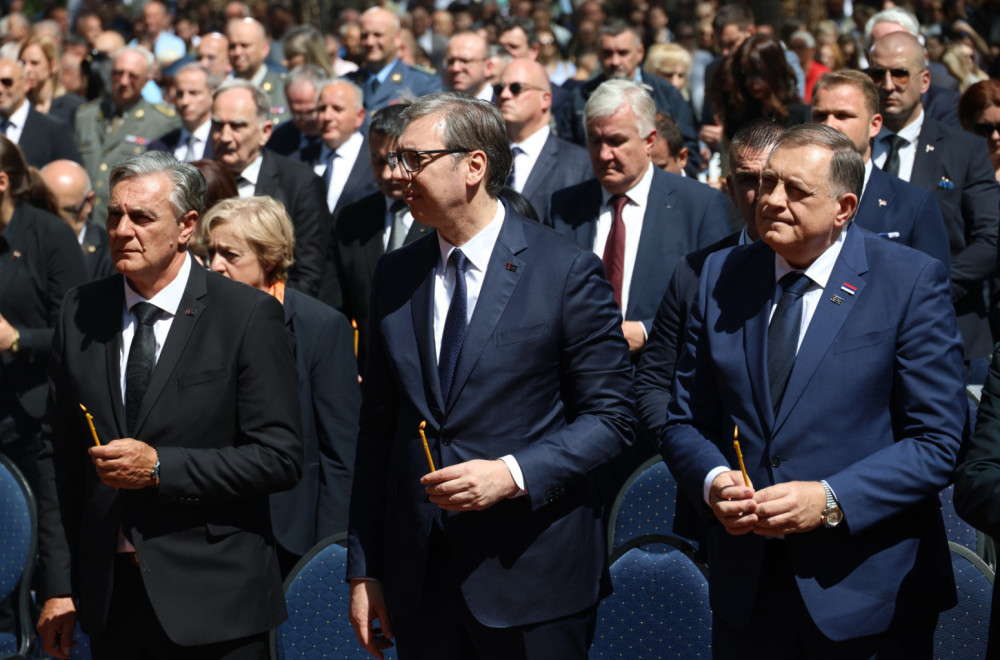 Vučić u Donjoj Gradini: "Napravićemo Memorijalni centar u koji nikome neće biti zabranjeno da dođe" VIDEO