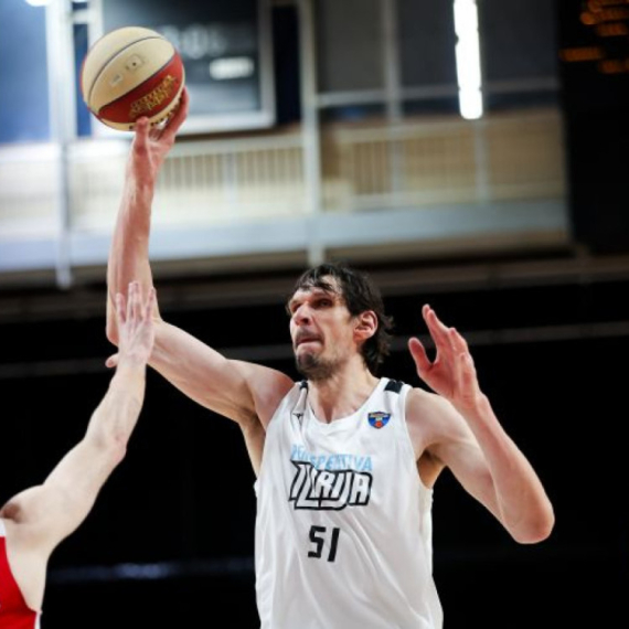 Steudetnski centar bolji od Ilije i Bobija Marjanovića