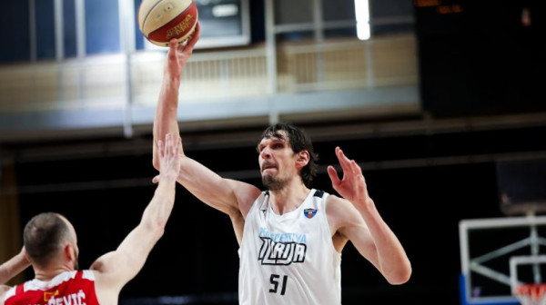 Steudetnski centar bolji od Ilije i Bobija Marjanovića