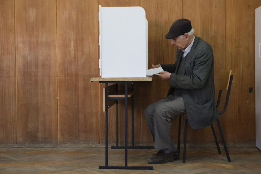 Potres u Bugarskoj: Radevova lista odnela ubedljivu pobedu FOTO