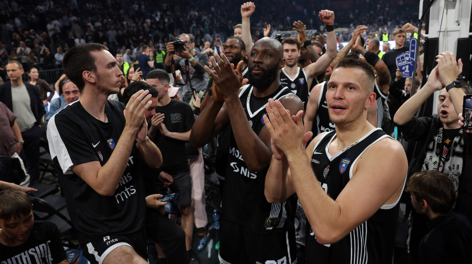 "Grobari" ocenili KKP u EL: Obradoviću tanka trojka, Parker skoro "pao"; Penjaroja i novajlije vrlodobari