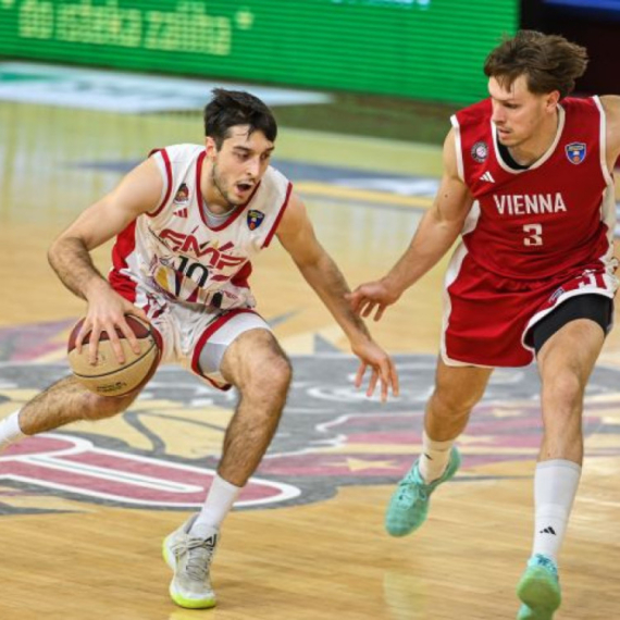 FMP strmoglavo pao – ništa od plej-ina