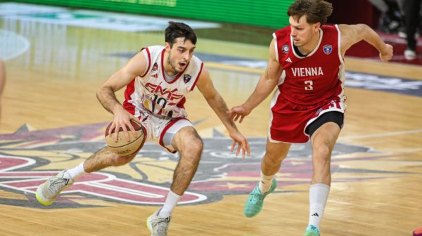 FMP strmoglavo pao – ništa od plej-ina