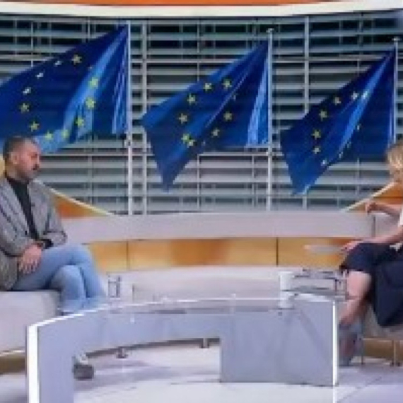 Sa blokaderskih medija danima apeluju na Vučića da se raspisuje izbore; Blokaderi nisu spremni VIDEO