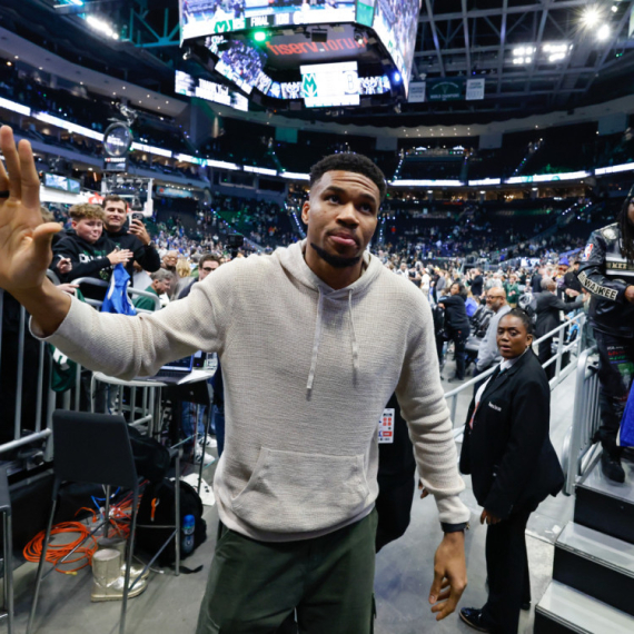 Da li se Janis upravo oprostio od Baksa? "Hvala za nepokolebljivu ljubav"