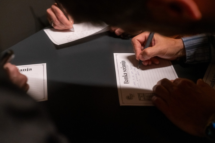 Otvorena Galerija S.E.F. u Palati nauke izložbom Banka sećanja: U sefovima vas čekaju priče FOTO