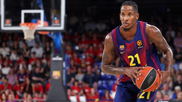 Recite ovom čoveku da nismo u igrici