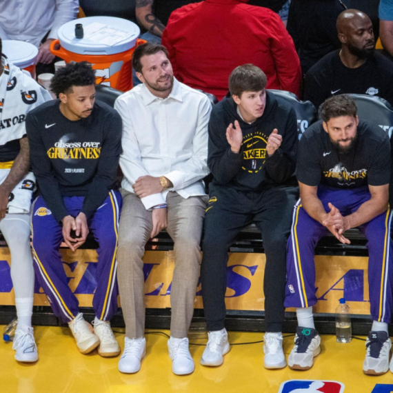 Lejkersi vode, ali su zabrinuti zbog Dončića