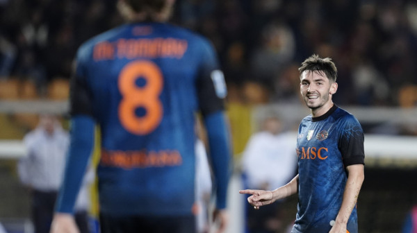 Škotski sinovi Vezuva – "El Pibeu" u čast VIDEO