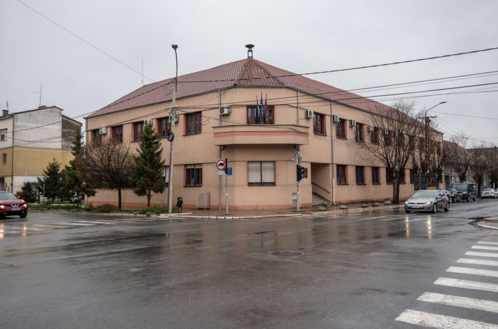 Na maturu bez automobila: Maturanti u Šidu kroz praksu učili koliko je vožnja pod alkoholom opasna