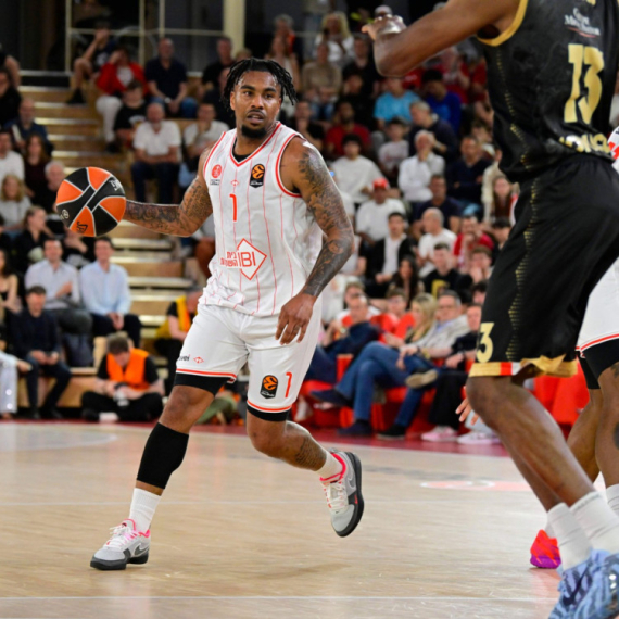 Ako Kodi ode, Zvezda pazari u Izraelu