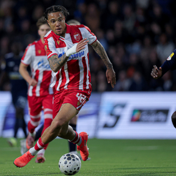 Zvezda gubi – trostruka izmena Stankovića u poluvremenu