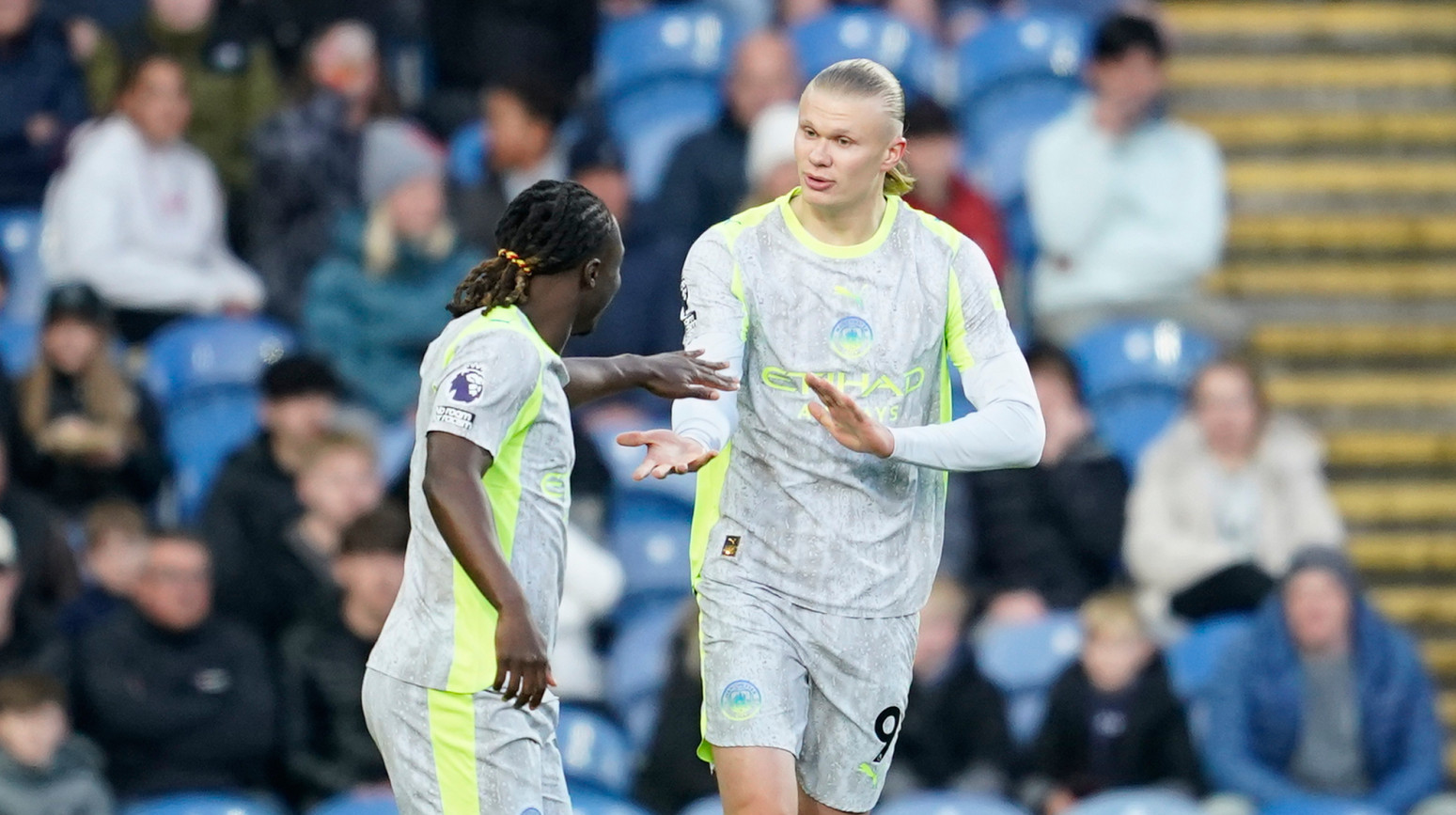 Arsenal plače i kad ne igra – Haland vratio Siti na vrh Premijer lige!