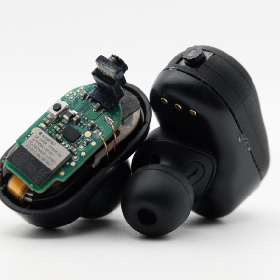 Stavili kameru u slušalice: Nov način na koji gledamo svet oko sebe