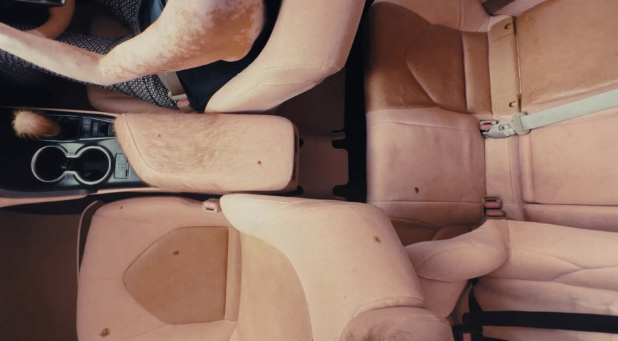 Pogledajte automobil od ljudske kože FOTO