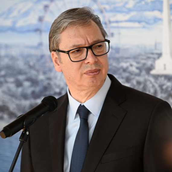 Vučić: "Boriću se da dođe još više kineskih kompanija u Srbiju"