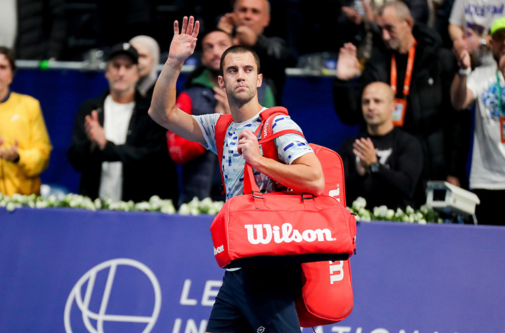 Laslo Đere blizu ispadanja iz prvih 300