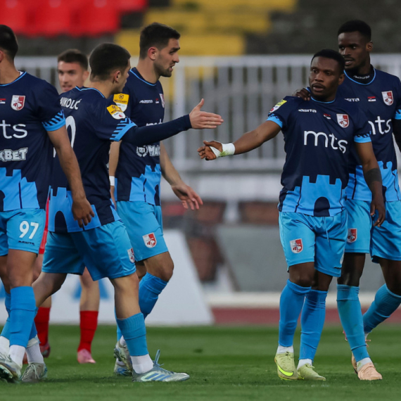 "Pucalo" na sve strane u Nišu – Radnički konačno slavio VIDEO