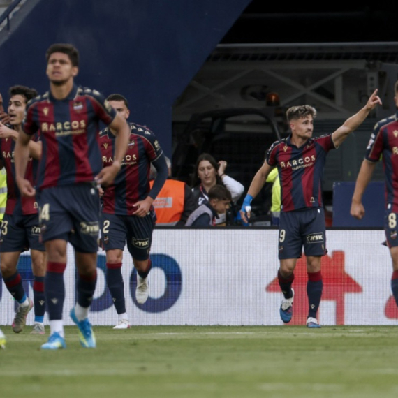 Romero kaznio Sevilju