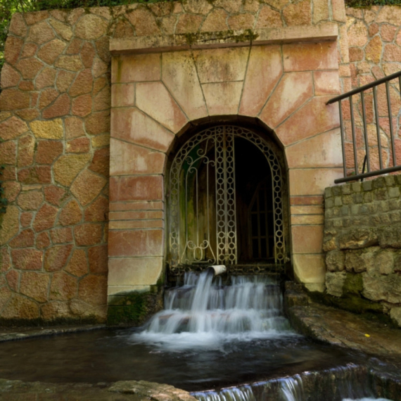 Tri kralja i jedna banja: Kako je Niška Banja postala kraljevska destinacija