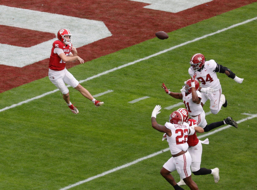 Autsajder, štreber, Kubanac, novi Brejdi – ko je Fernando Mendoza?