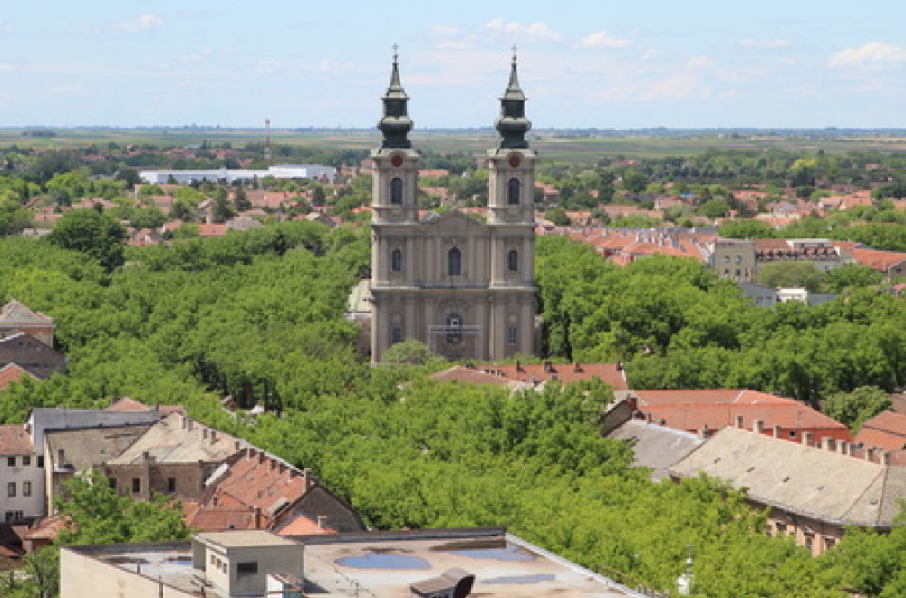 Uvredlji grafit protiv Mađara na katedrali u Subotici: Mađarski nacionlani savet traži hitnu reakciju