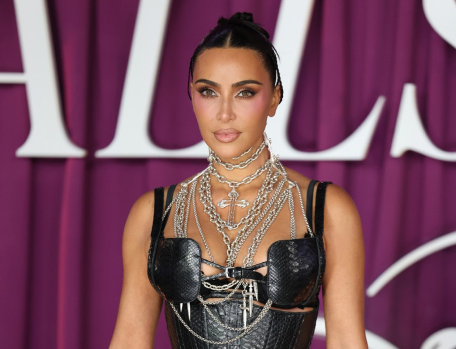 Izbio haos zbog skandaloznog ponašanja Kim Kardašijan: Treba joj zabraniti pristup Formuli 1