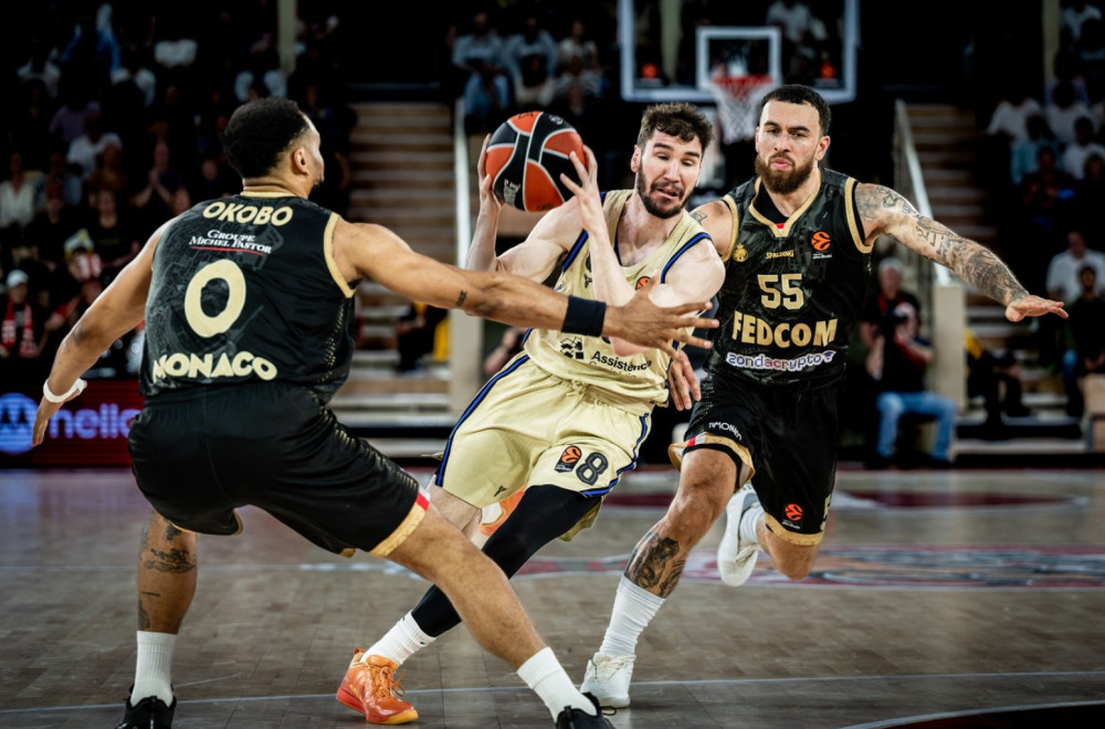 Poluvreme: Dominacija Monaka – Barsi preti debakl