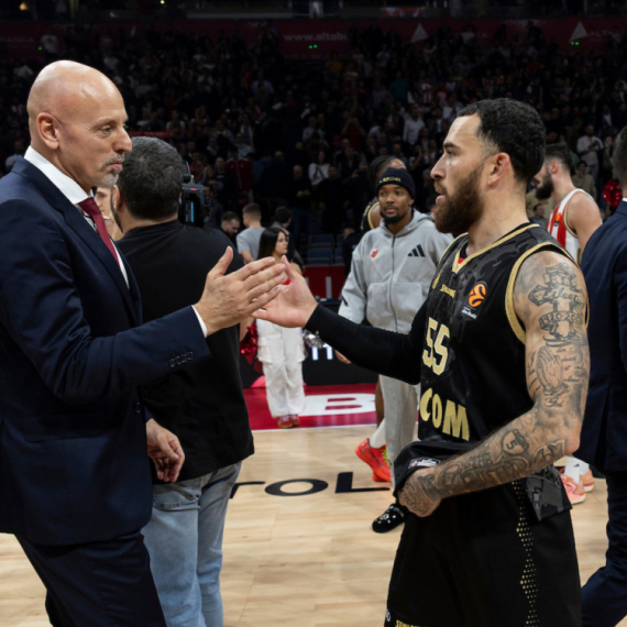 Majk Džejms ima na stolu 3.000.000 evra